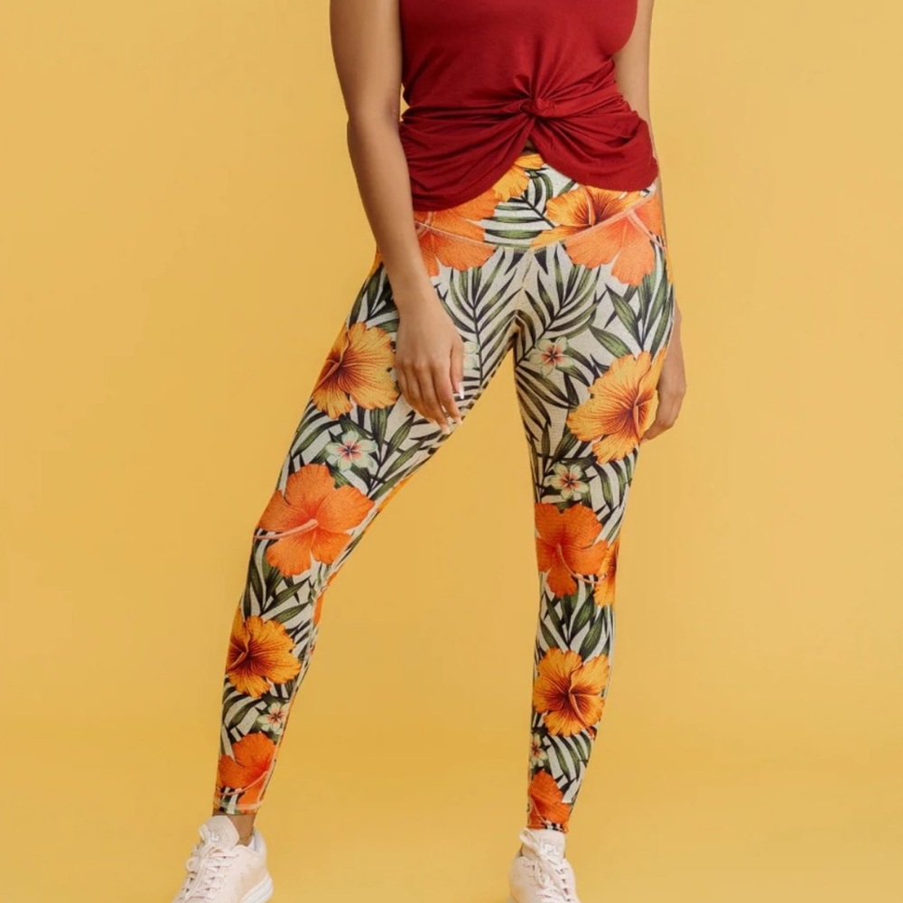 Niyama Sol Hibiscus Leggings